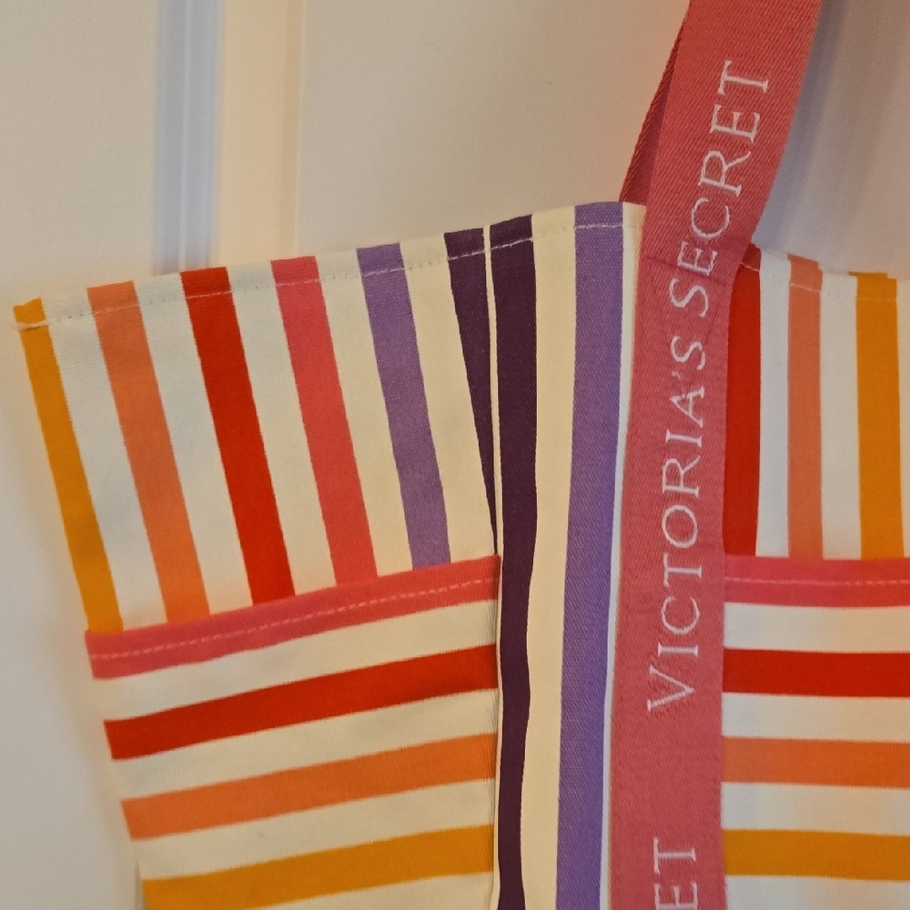 Victoria's Secret Red and Pink Tote Bag with Striped Design NWT - Picture 4 of 8